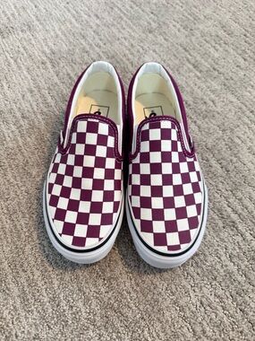 Vans Checkerboard Slip-On in Plum and White